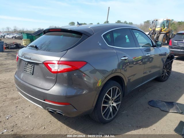 Photo 3 VIN: ZN661XUL8HX253332 - MASERATI LEVANTE 