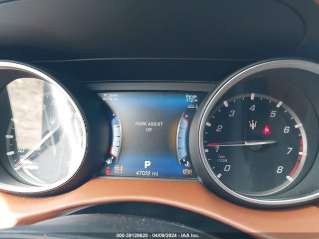 Photo 6 VIN: ZN661XUL8HX253332 - MASERATI LEVANTE 