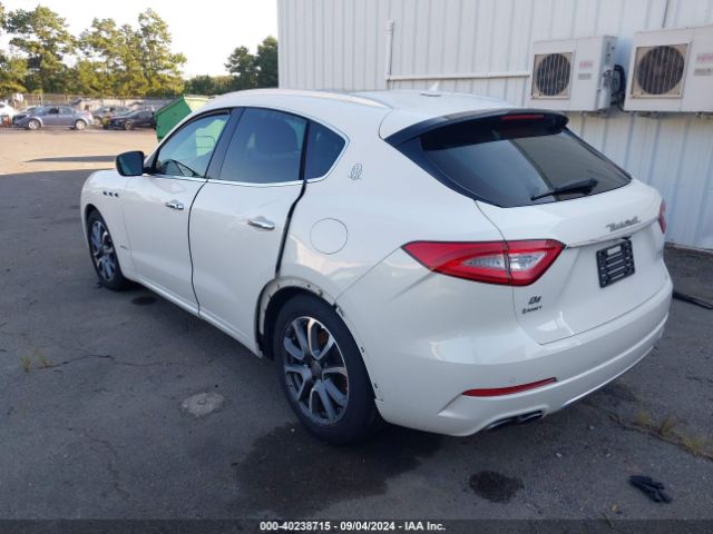 Photo 2 VIN: ZN661XUL8JX285672 - MASERATI LEVANTE 