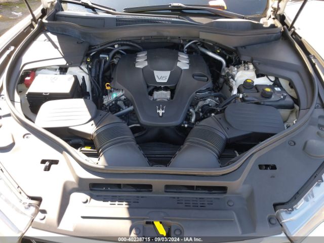 Photo 9 VIN: ZN661XUL8JX285672 - MASERATI LEVANTE 