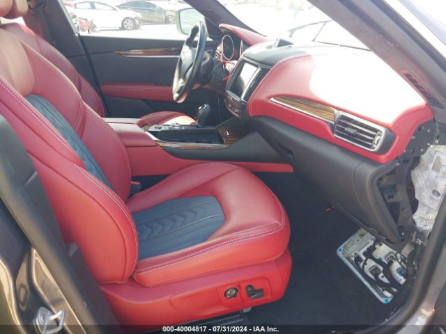 Photo 4 VIN: ZN661XUL9HX214247 - MASERATI LEVANTE 