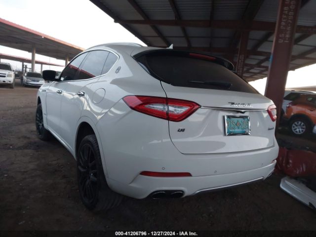 Photo 2 VIN: ZN661XULXJX302066 - MASERATI LEVANTE 