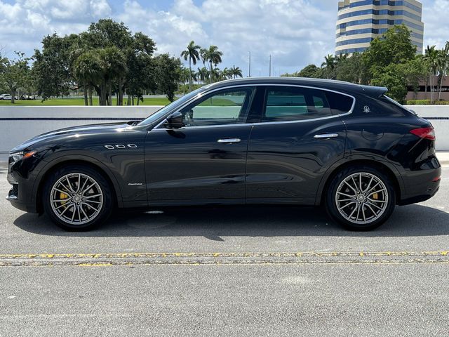 Photo 6 VIN: ZN661XULXKX320584 - MASERATI LEVANTE 