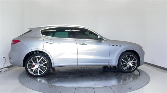 Photo 1 VIN: ZN661XUS4HX250533 - MASERATI LEVANTE 