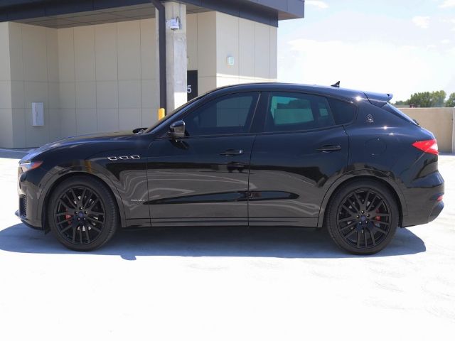 Photo 2 VIN: ZN661XUS4KX313721 - MASERATI LEVANTE 