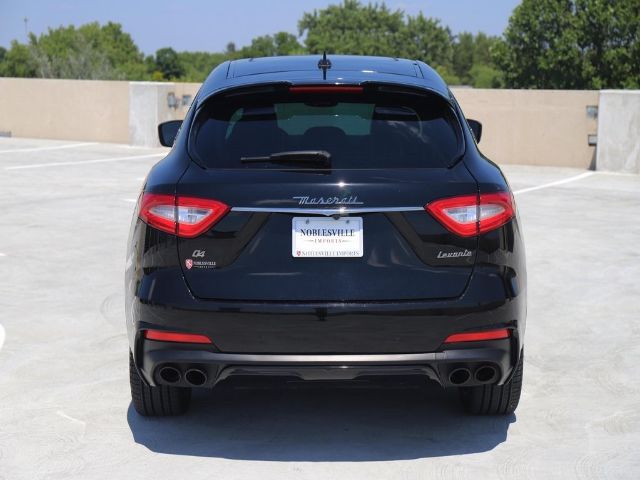 Photo 9 VIN: ZN661XUS4KX313721 - MASERATI LEVANTE 