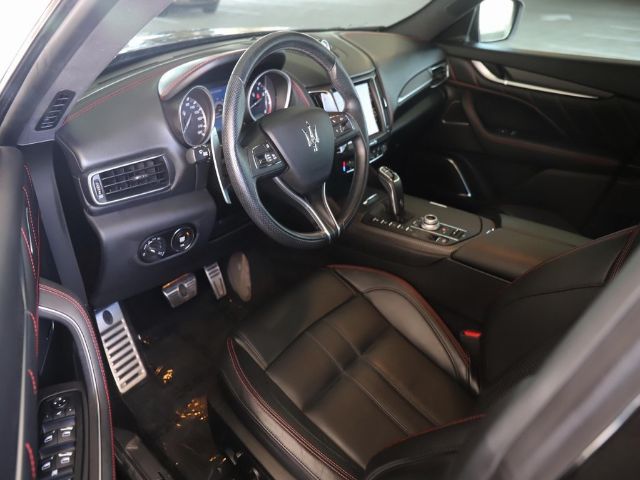 Photo 3 VIN: ZN661XUS4KX313721 - MASERATI LEVANTE 