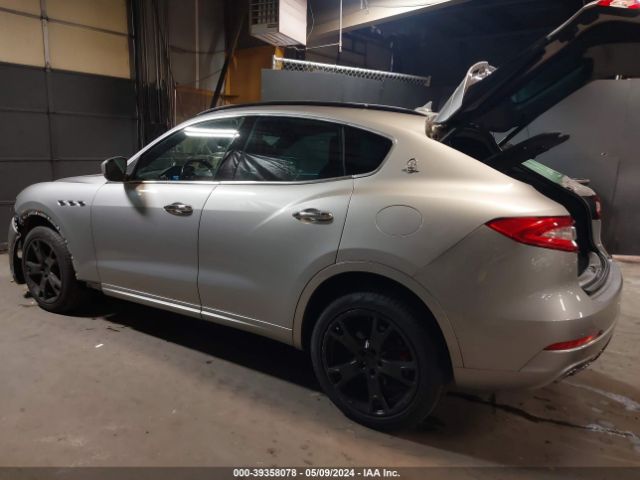 Photo 2 VIN: ZN661XUS7HX254432 - MASERATI LEVANTE 