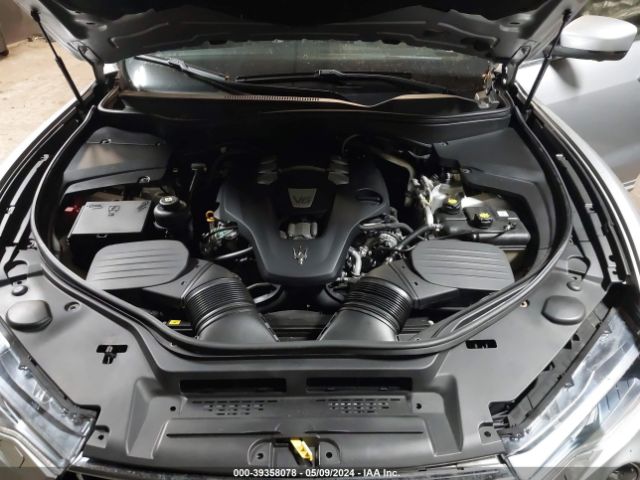 Photo 9 VIN: ZN661XUS7HX254432 - MASERATI LEVANTE 