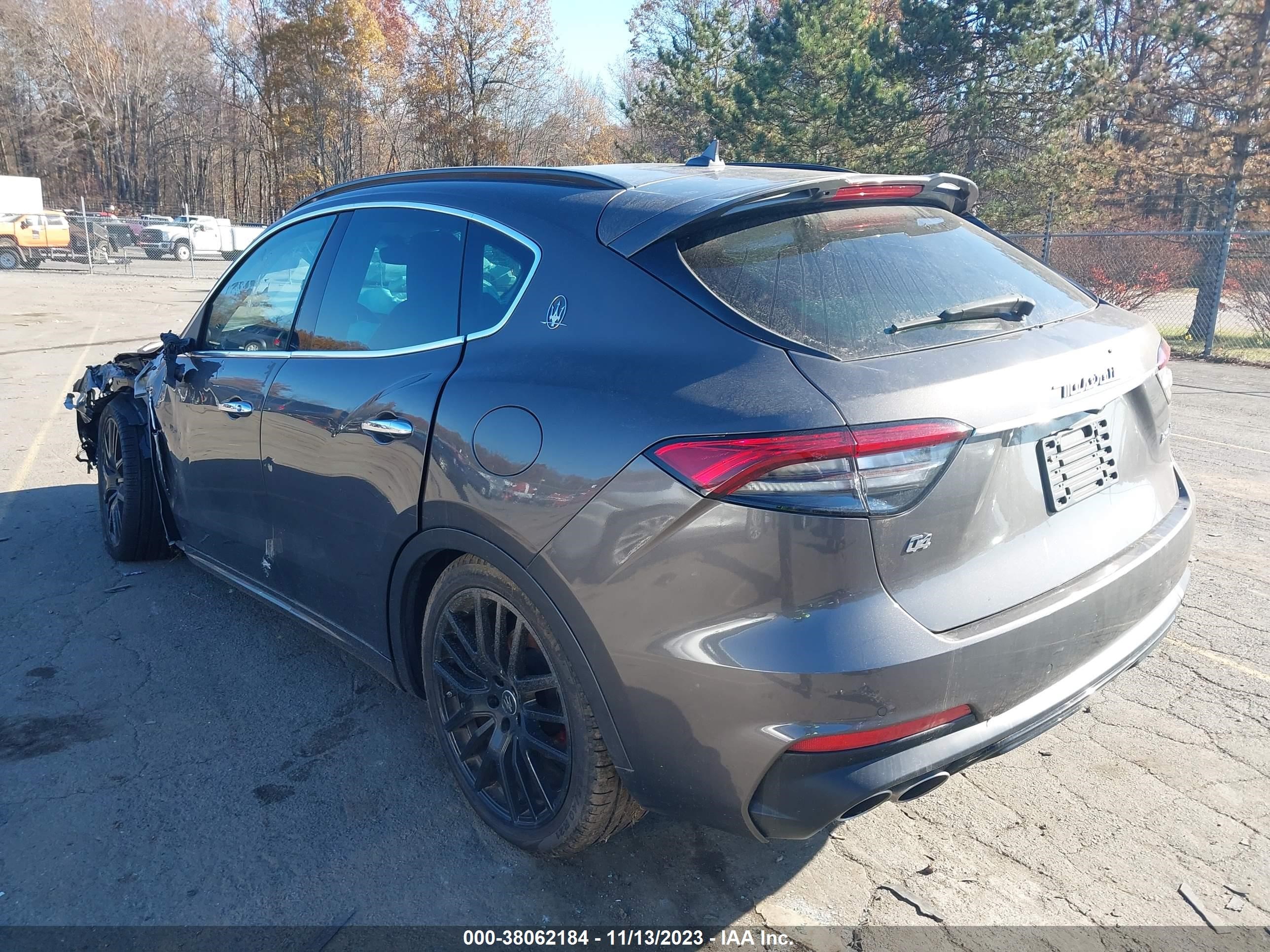 Photo 2 VIN: ZN661XUS7MX366139 - MASERATI LEVANTE 