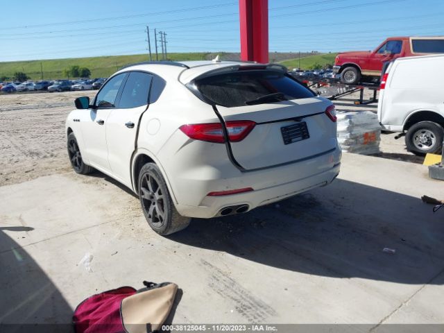 Photo 2 VIN: ZN661XUS8JX259676 - MASERATI LEVANTE 