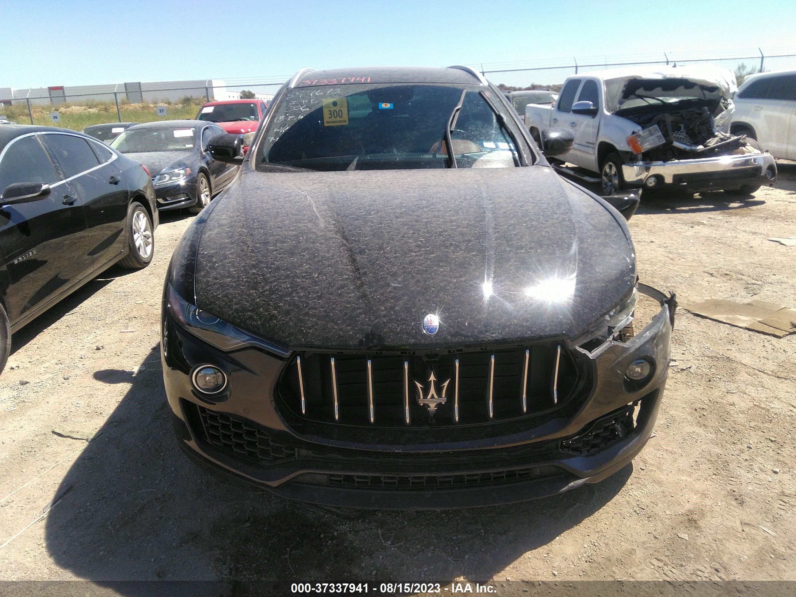 Photo 11 VIN: ZN661YUA2JX302079 - MASERATI LEVANTE 