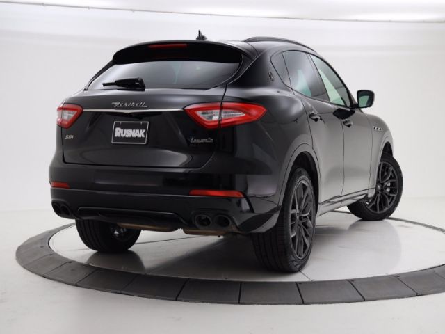 Photo 3 VIN: ZN661YUA7JX302210 - MASERATI LEVANTE 