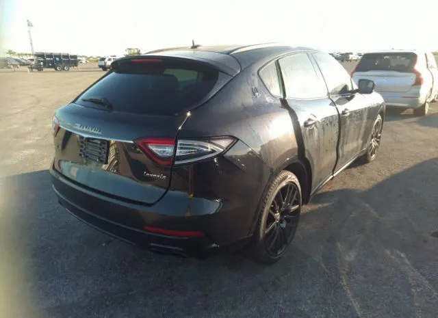 Photo 3 VIN: ZN661YUA7KX338979 - MASERATI LEVANTE 