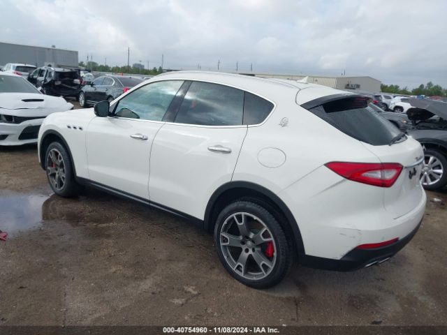 Photo 2 VIN: ZN661YUA8HX241248 - MASERATI LEVANTE 