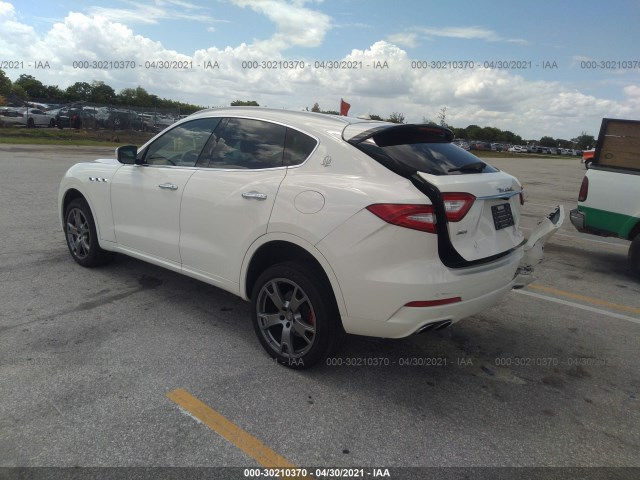 Photo 2 VIN: ZN661YUA8HX262908 - MASERATI LEVANTE 