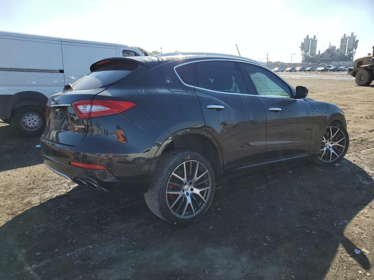 Photo 2 VIN: ZN661YUL2HX239447 - MASERATI LEVANTE S 