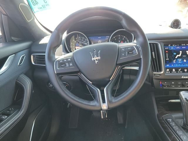 Photo 9 VIN: ZN661YUL7KX322282 - MASERATI LEVANTE 