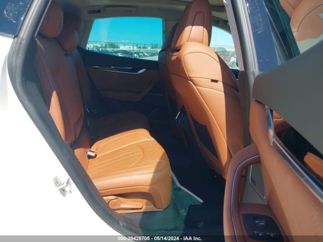 Photo 7 VIN: ZN661YUM0NX402942 - MASERATI LEVANTE 