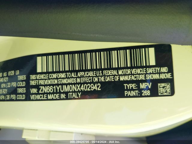 Photo 8 VIN: ZN661YUM0NX402942 - MASERATI LEVANTE 