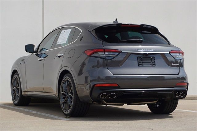 Photo 6 VIN: ZN661YUM2NX386467 - MASERATI LEVANTE 