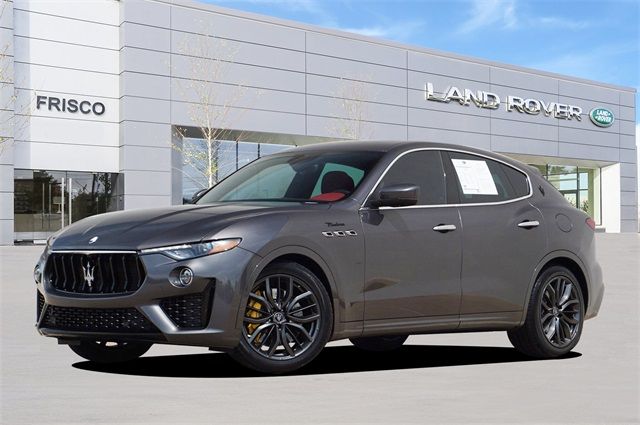 Photo 0 VIN: ZN661YUM2NX386467 - MASERATI LEVANTE 