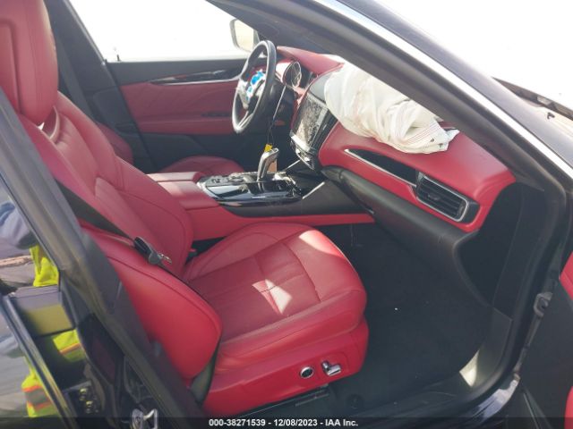 Photo 4 VIN: ZN661YUM4NX381612 - MASERATI LEVANTE 