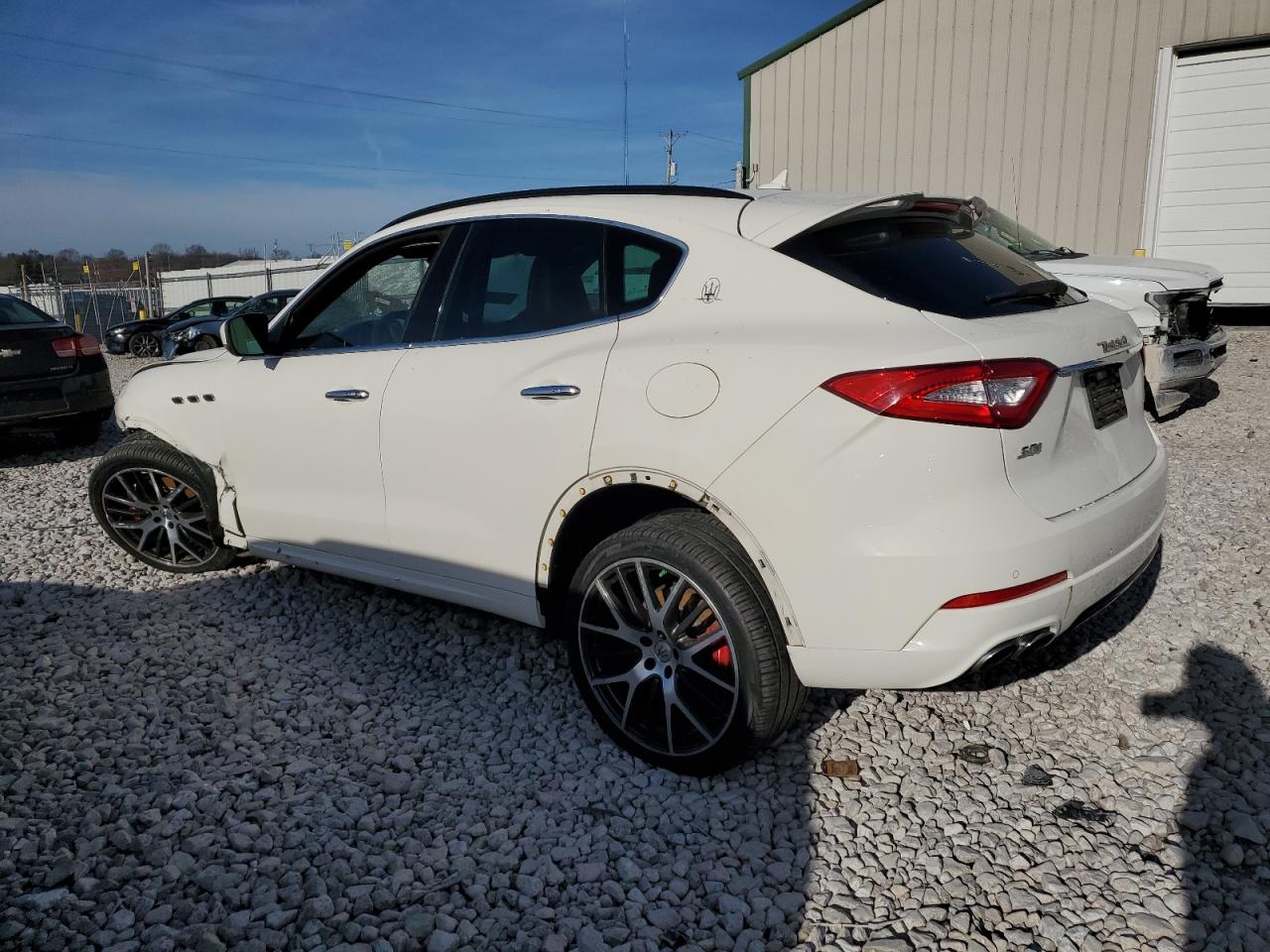 Photo 1 VIN: ZN661YUS0JX269737 - MASERATI LEVANTE 