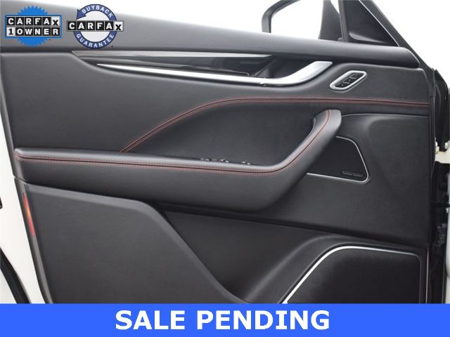 Photo 8 VIN: ZN661YUS0JX269737 - MASERATI LEVANTE 