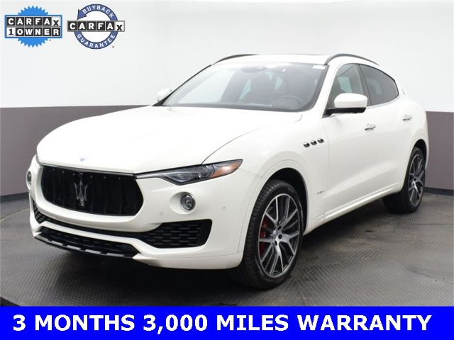 Photo 1 VIN: ZN661YUS0JX269737 - MASERATI LEVANTE 