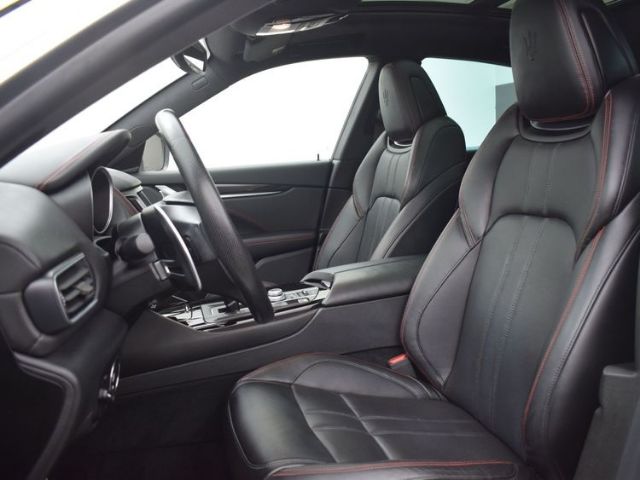 Photo 9 VIN: ZN661YUS0JX269737 - MASERATI LEVANTE 