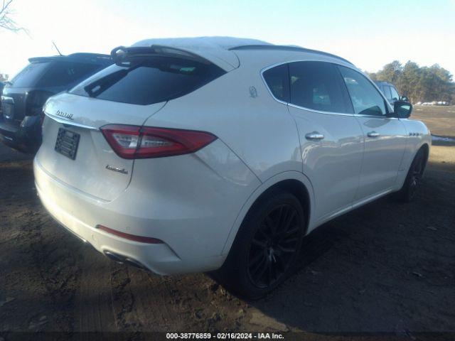 Photo 3 VIN: ZN661YUS0JX284335 - MASERATI LEVANTE 