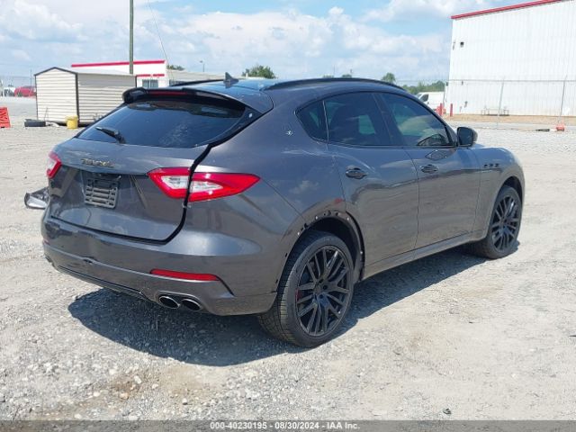 Photo 3 VIN: ZN661YUS2HX246860 - MASERATI LEVANTE 