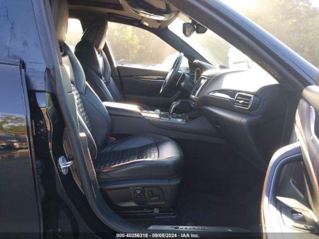 Photo 4 VIN: ZN661YUS3KX314915 - MASERATI LEVANTE 