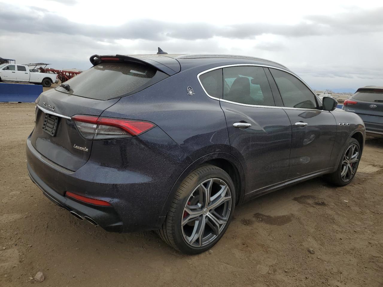 Photo 2 VIN: ZN661YUS6MX363898 - MASERATI LEVANTE 