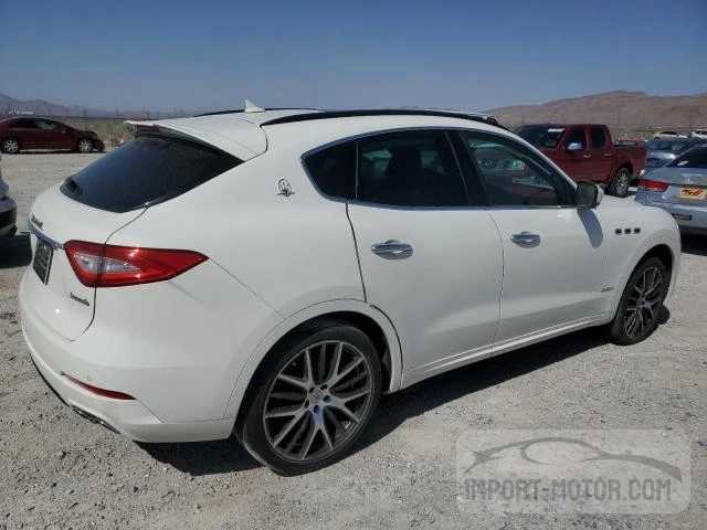 Photo 3 VIN: ZN661YUS8JX277536 - MASERATI LEVANTE 