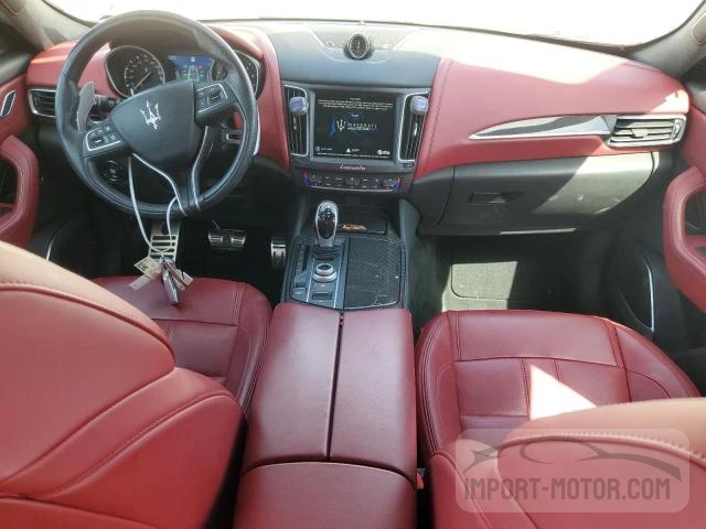 Photo 8 VIN: ZN661YUS8JX277536 - MASERATI LEVANTE 