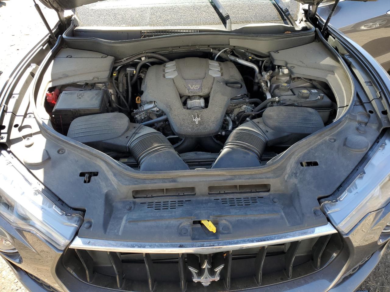 Photo 10 VIN: ZN661YUS9JX279554 - MASERATI NULL 