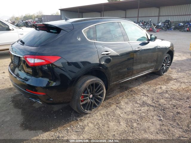 Photo 3 VIN: ZN661YUSXJX285752 - MASERATI LEVANTE 