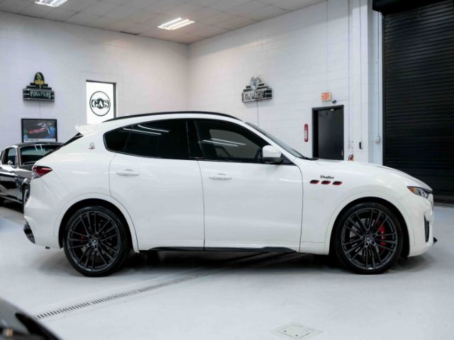 Photo 7 VIN: ZN661ZUA1MX364177 - MASERATI LEVANTE 