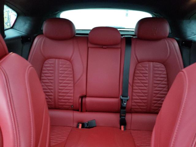 Photo 9 VIN: ZN661ZUA8MX366136 - MASERATI LEVANTE GT 