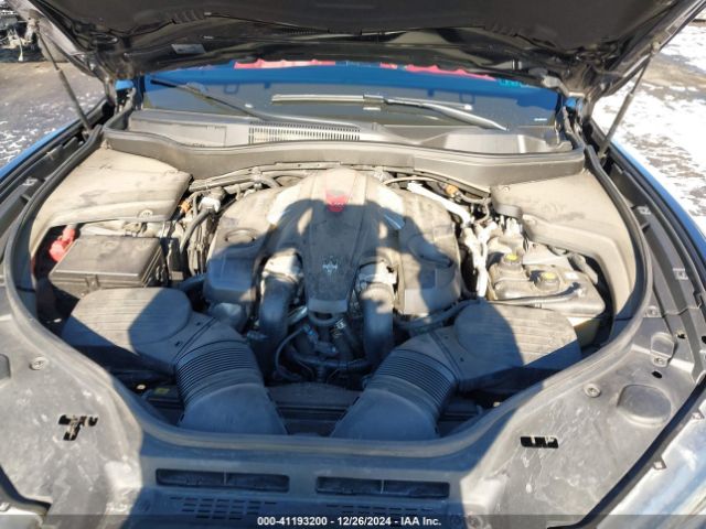 Photo 9 VIN: ZN661ZUM3NX381428 - MASERATI LEVANTE 