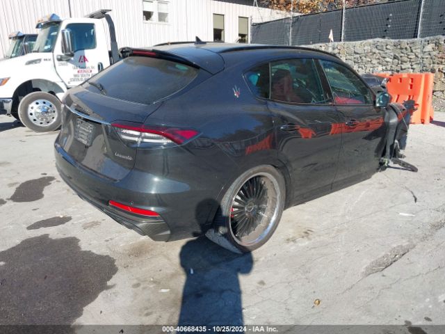 Photo 3 VIN: ZN661ZUT1NX378955 - MASERATI LEVANTE 