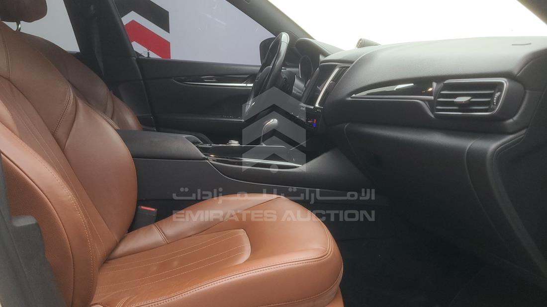 Photo 31 VIN: ZN6XU61F3HX231033 - MASERATI LEVANTE 