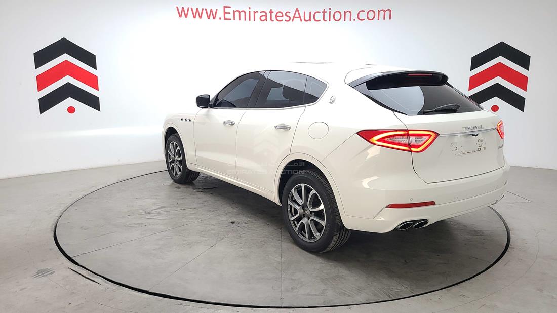 Photo 8 VIN: ZN6XU61F3HX231033 - MASERATI LEVANTE 