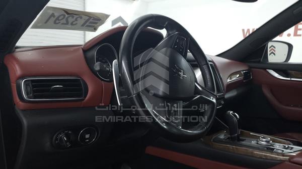 Photo 10 VIN: ZN6YU61F3JX279500 - MASERATI LEVANTE 