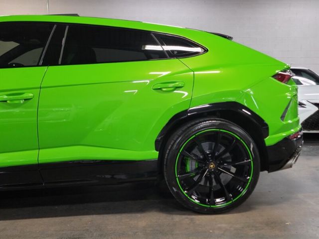 Photo 4 VIN: ZPBUA1ZL1MLA15699 - LAMBORGHINI URUS 