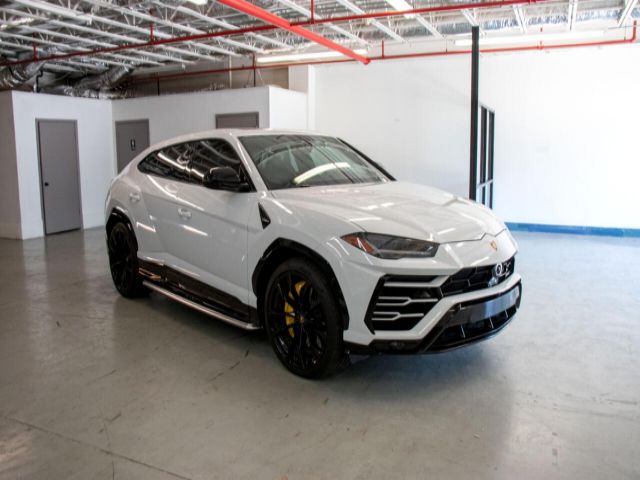 Photo 3 VIN: ZPBUA1ZL3MLA15316 - LAMBORGHINI URUS 