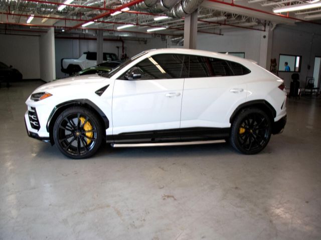 Photo 4 VIN: ZPBUA1ZL3MLA15316 - LAMBORGHINI URUS 