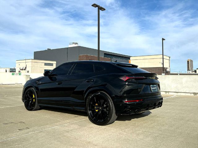 Photo 7 VIN: ZPBUA1ZL9MLA14168 - LAMBORGHINI URUS 